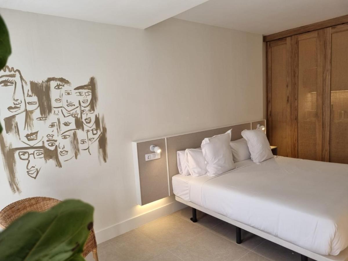Reina Victoria Velazquez Aparthotel Alicante Exteriör bild