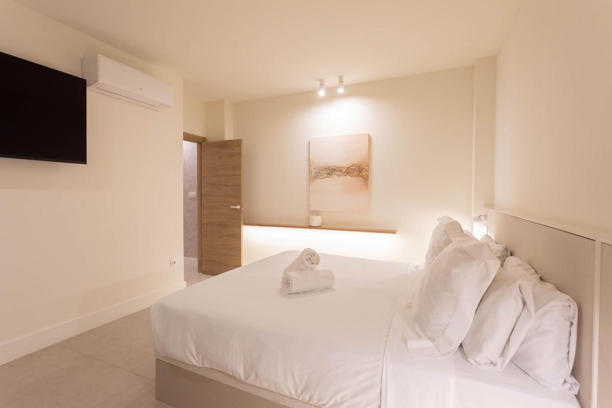 Reina Victoria Velazquez Aparthotel Alicante Exteriör bild