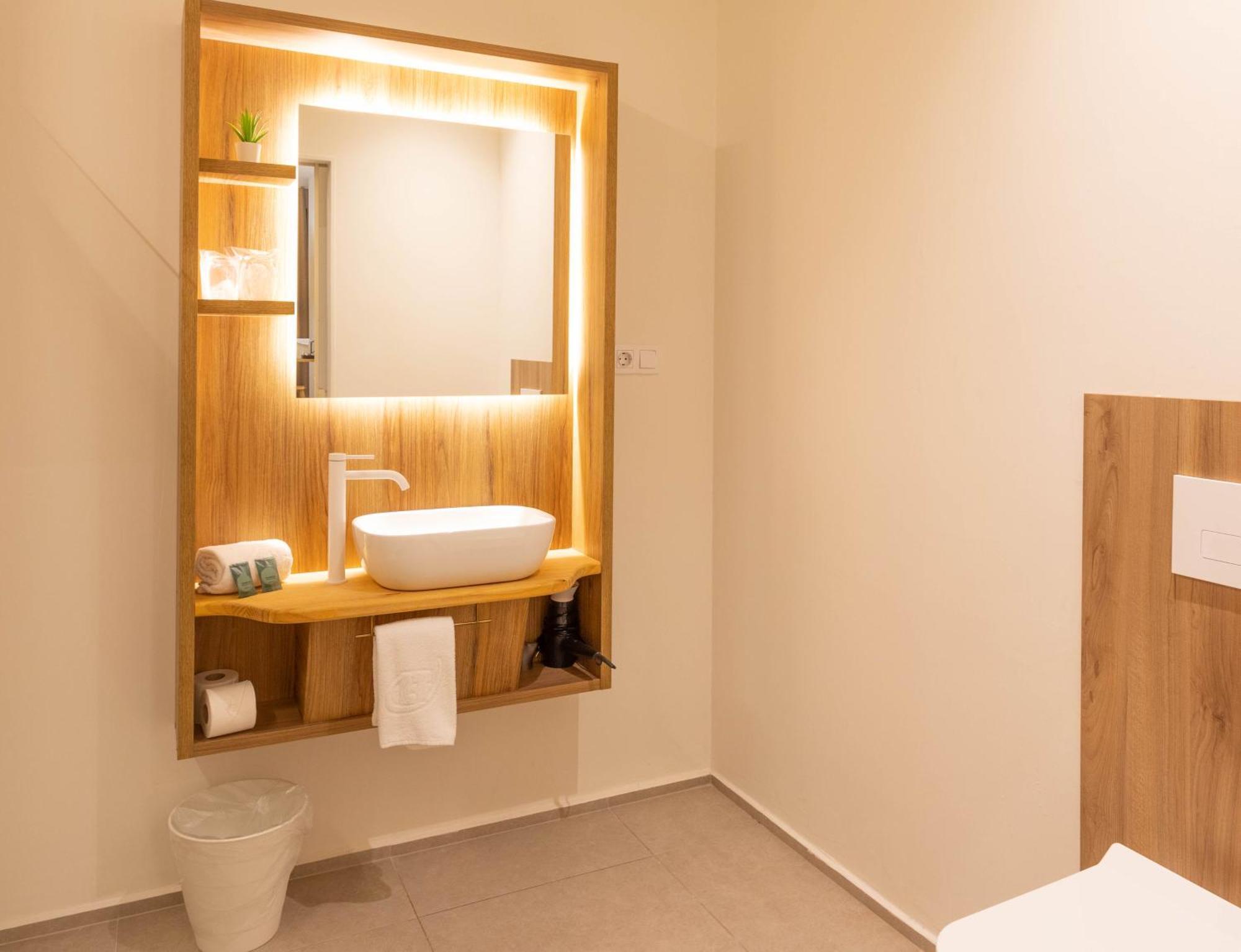 Reina Victoria Velazquez Aparthotel Alicante Exteriör bild